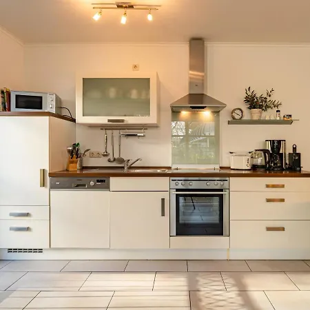 Duenenresidenz Koenigin Augusta - 04 Mit Balkon Βίλα