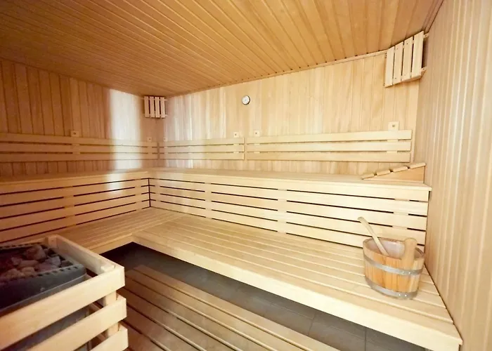 Villa Duenenresidenz Koenigin Augusta - 04 Mit Balkon Binz