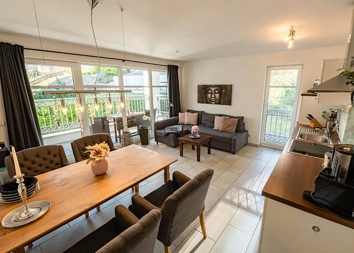 Duenenresidenz Koenigin Augusta - 04 Mit Balkon Villa Binz