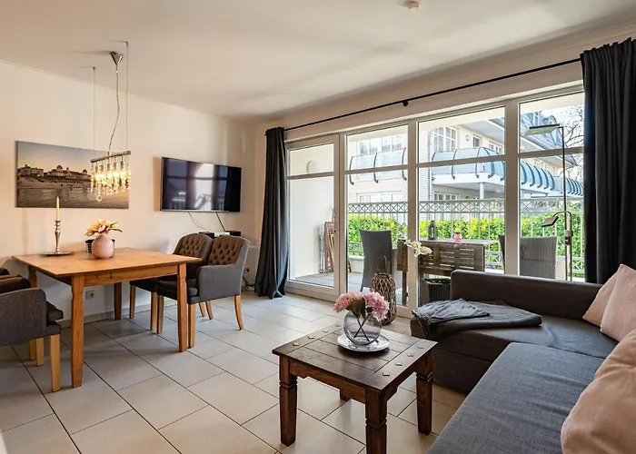 Duenenresidenz Koenigin Augusta - 04 Mit Balkon Binz